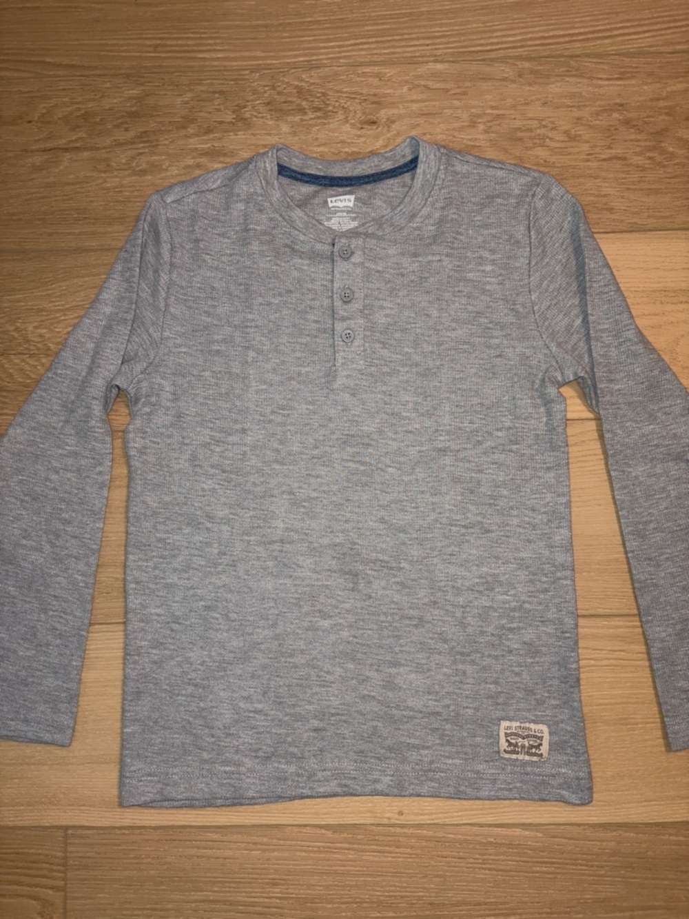 Levi’s Heather Gray Long Sleeve Henley Shirt
